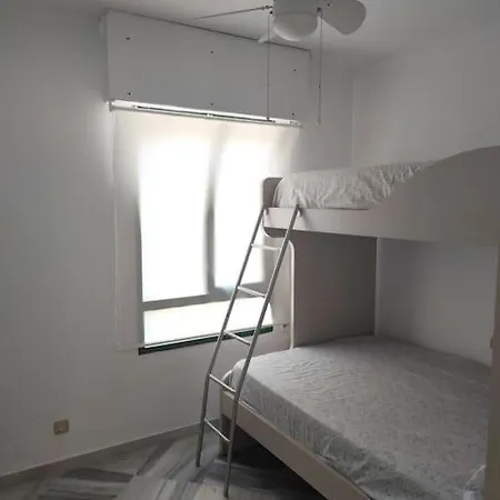 Amplia Vivienda A 5 Minutos Andando De La Playa 아파트 *