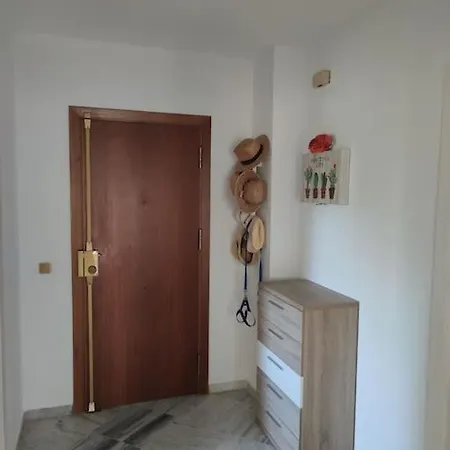 Amplia Vivienda A 5 Minutos Andando De La Playa 아파트